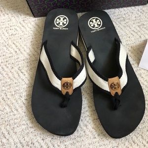 Shoes flip flops